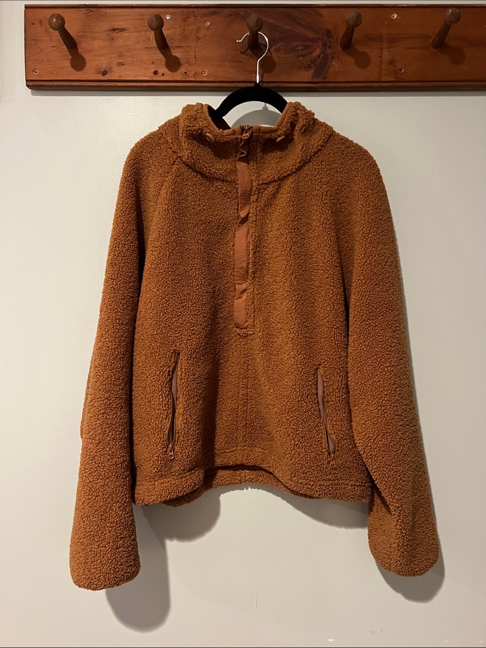 the Daily Drills Cozy Quarter Zip Teddy Fleece Pullover in Oak